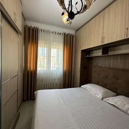 Tirana Home Διαμέρισμα
